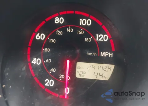 2004 Pontiac Vibe z USA, uszkodzony, nr VIN 5Y2SL62844Z400456